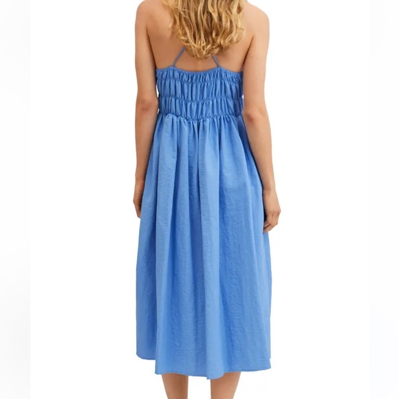 Dresses & Skirts - Mango blue dress 👗